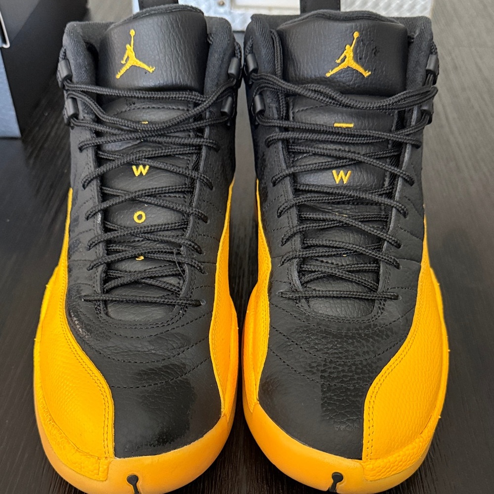 Jordan 12 Retro Black University Gold 11.5